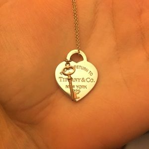 Return to Tiffany®️ Heart key pendant Tiffany & Co